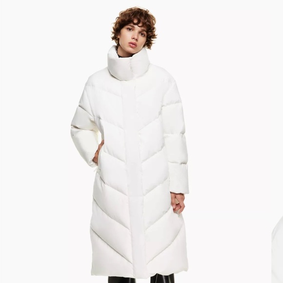 Aritizia Long funnel-neck goose-down puffer jacket, worn twice, looks new - Picture 2 of 3